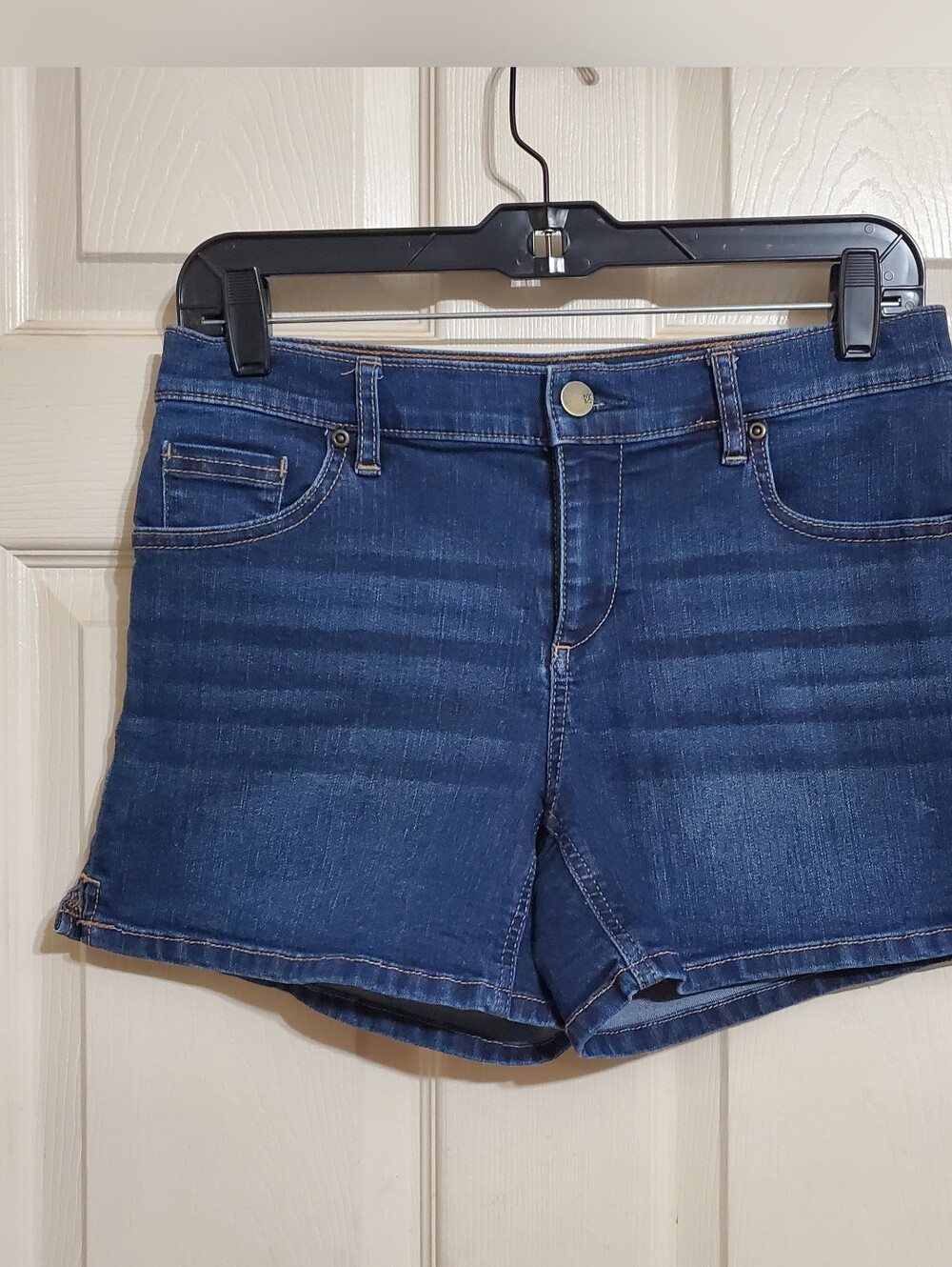 New York & Company Soho Dark Denim Jean Shorts Womens Size 4